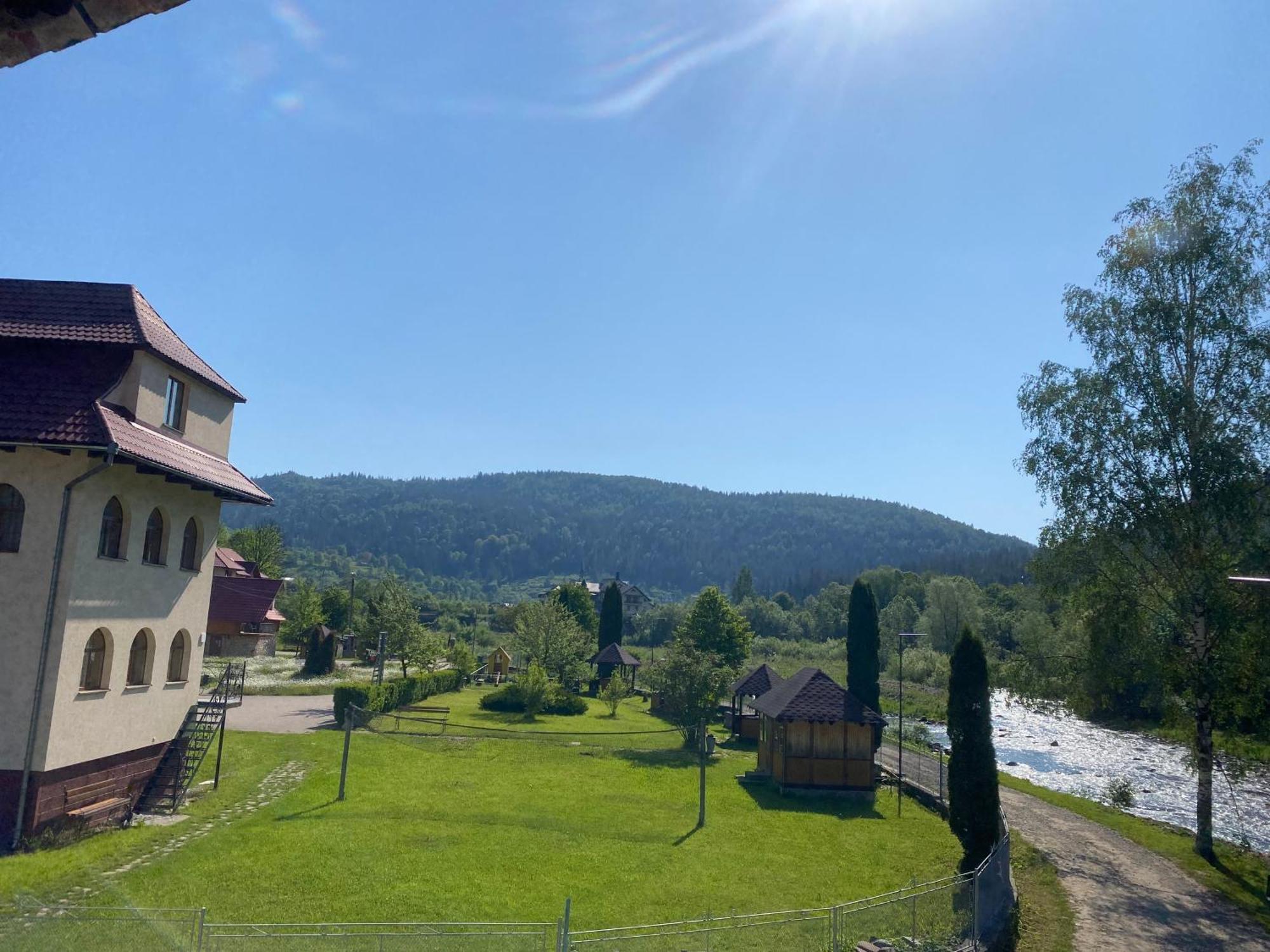 Садиба "Джерело" Yaremche Exterior foto