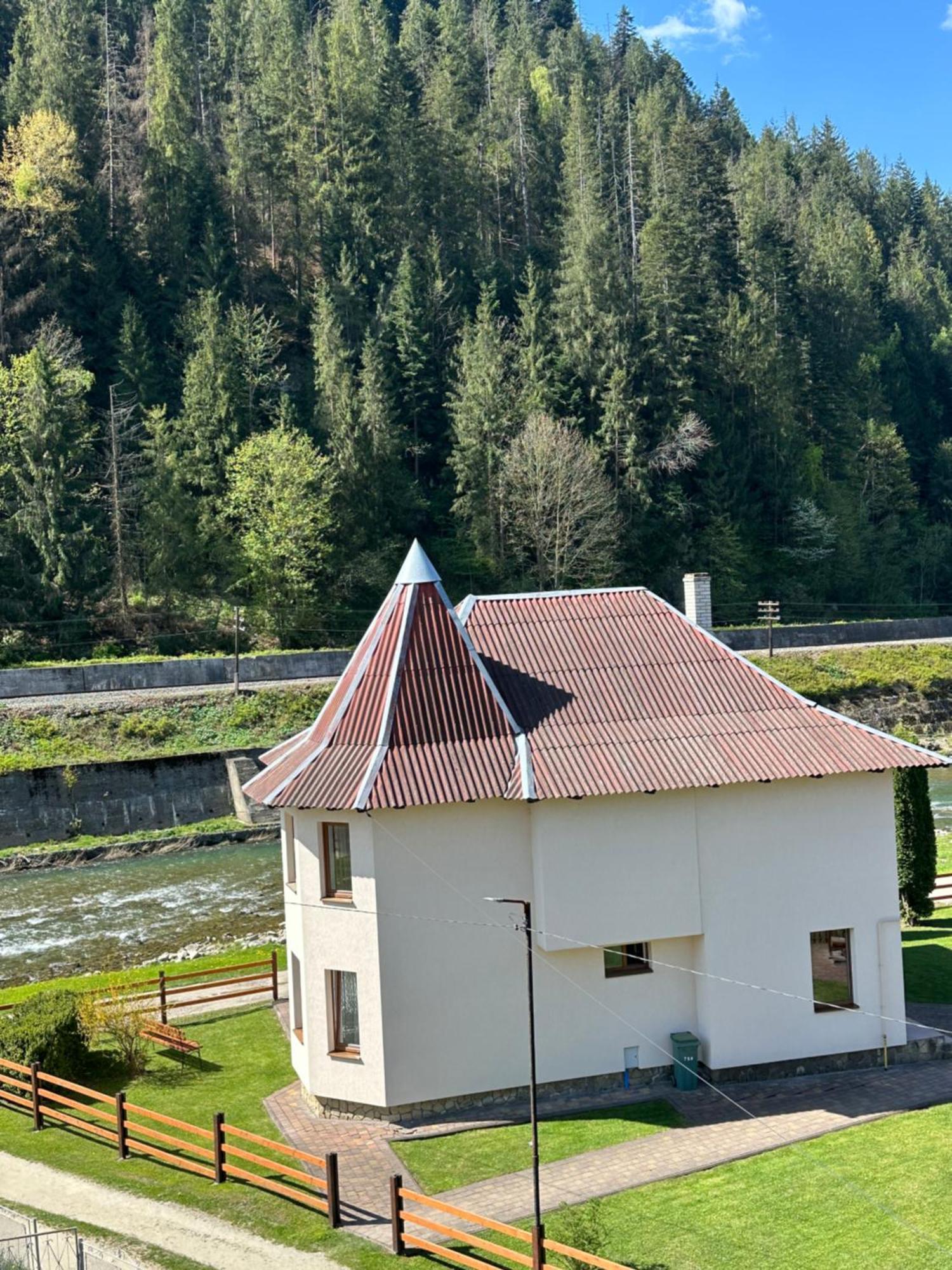 Садиба "Джерело" Yaremche Exterior foto